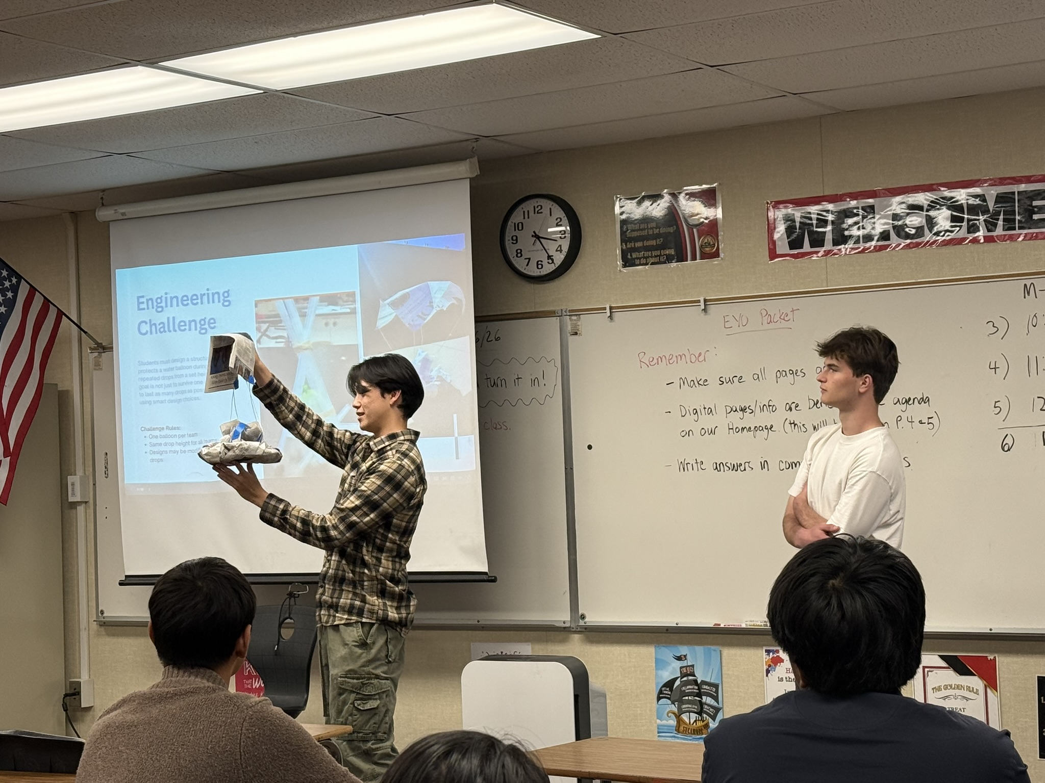 media 12